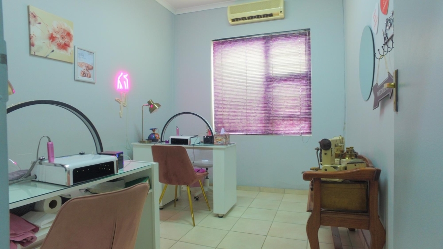 Commercial Property for Sale in Bodorp North West